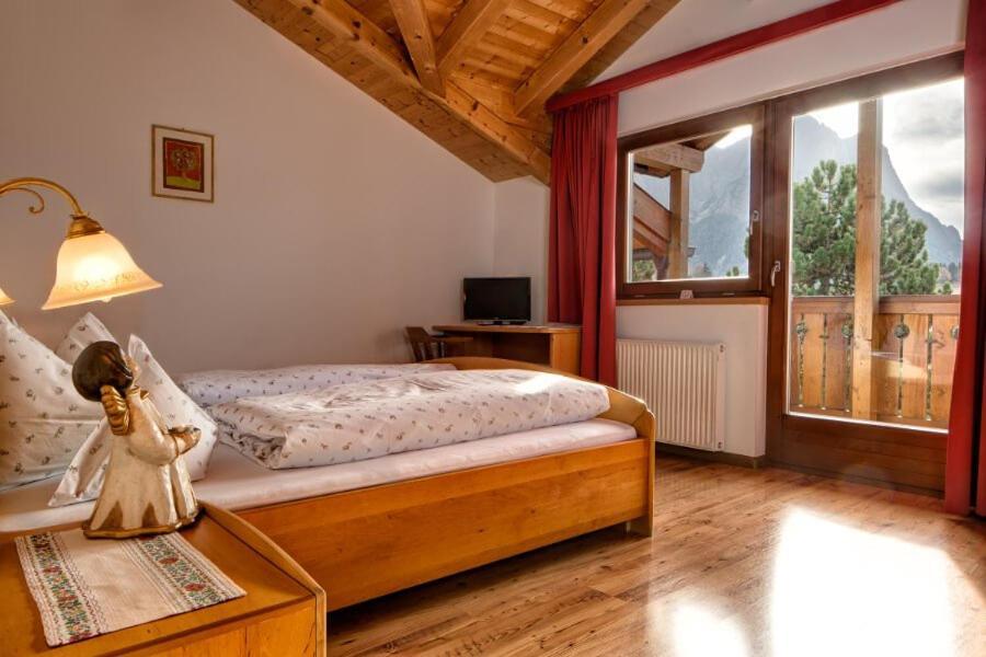 Solaia Hotel & Guesthouse Castelrotto Exterior photo